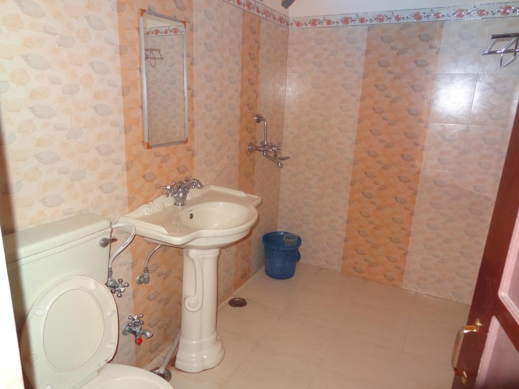 Chandra Niwas Guest House Биканер Стая снимка