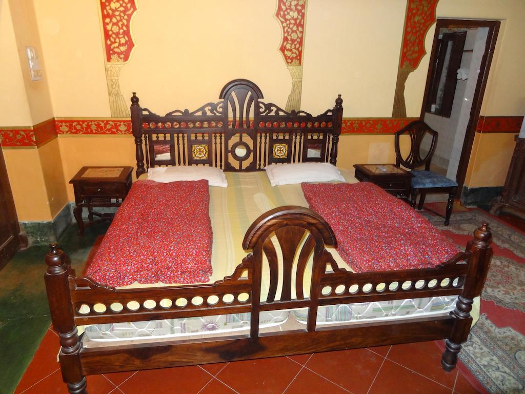 Chandra Niwas Guest House Биканер Стая снимка
